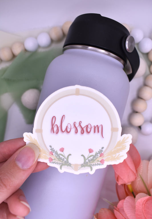 Blossom Wreath, 3x2.45in